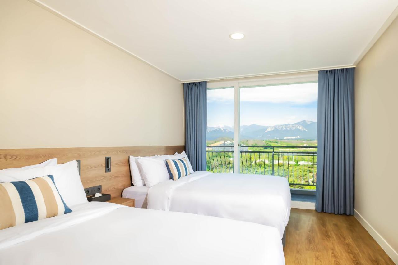 Kensington Resort Seorak Beach Sokčcho Exteriér fotografie