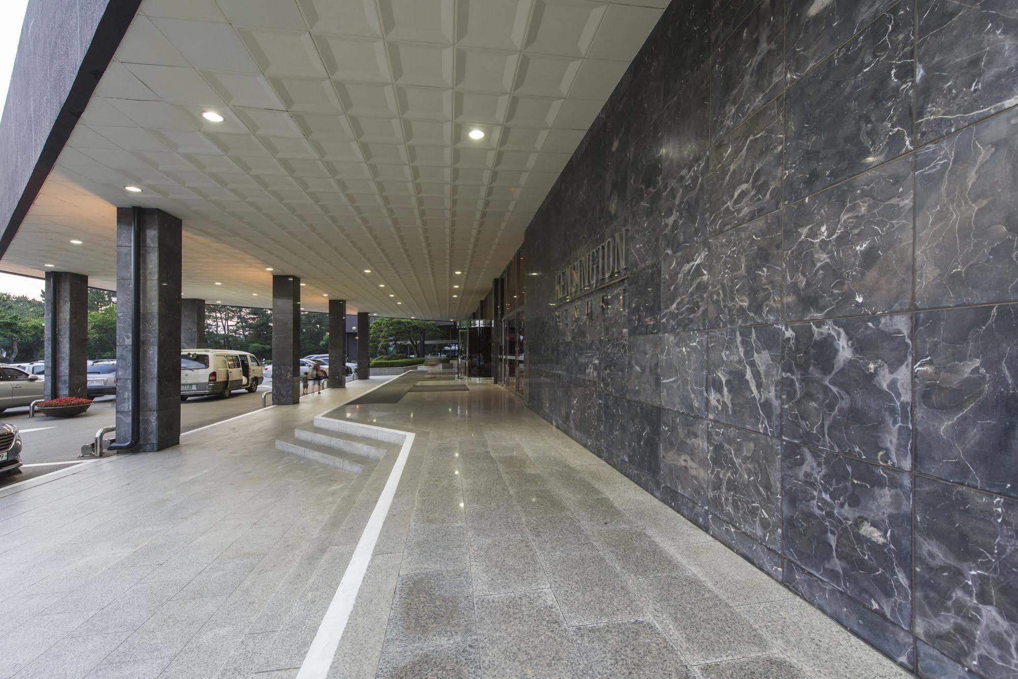 Kensington Resort Seorak Beach Sokčcho Exteriér fotografie